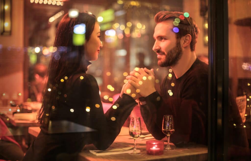 Plan a Man-Friendly Date Night