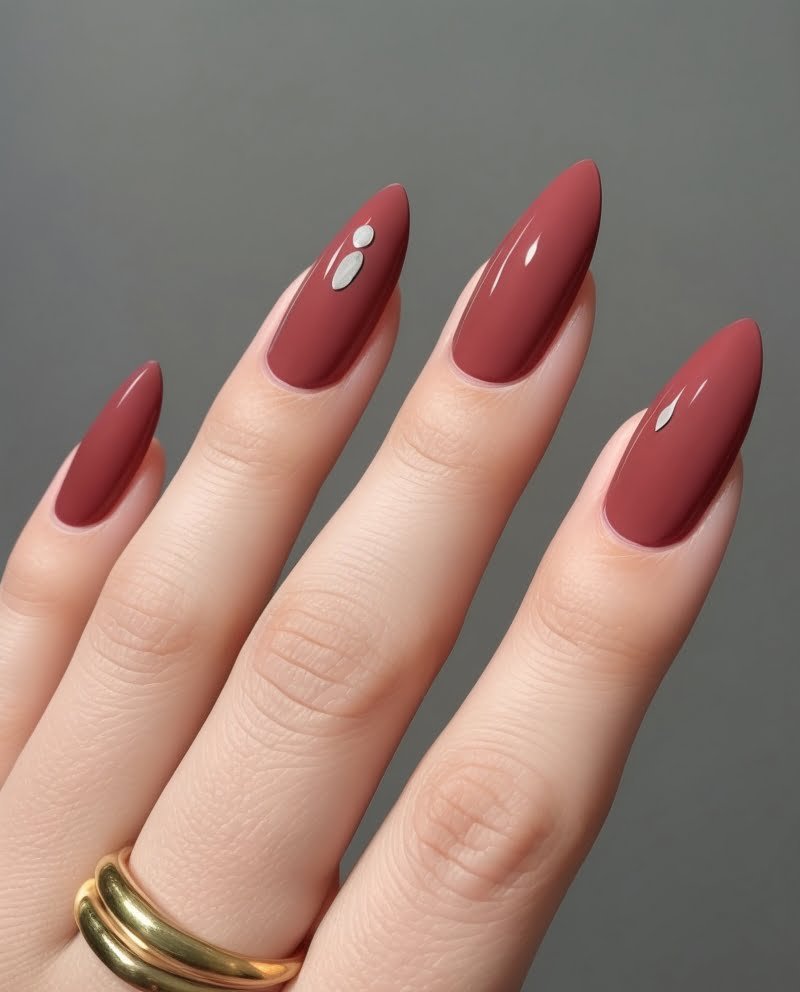 Top 10 Fall Nails 2023 Color Trends Stay Ahead of the Style Curve