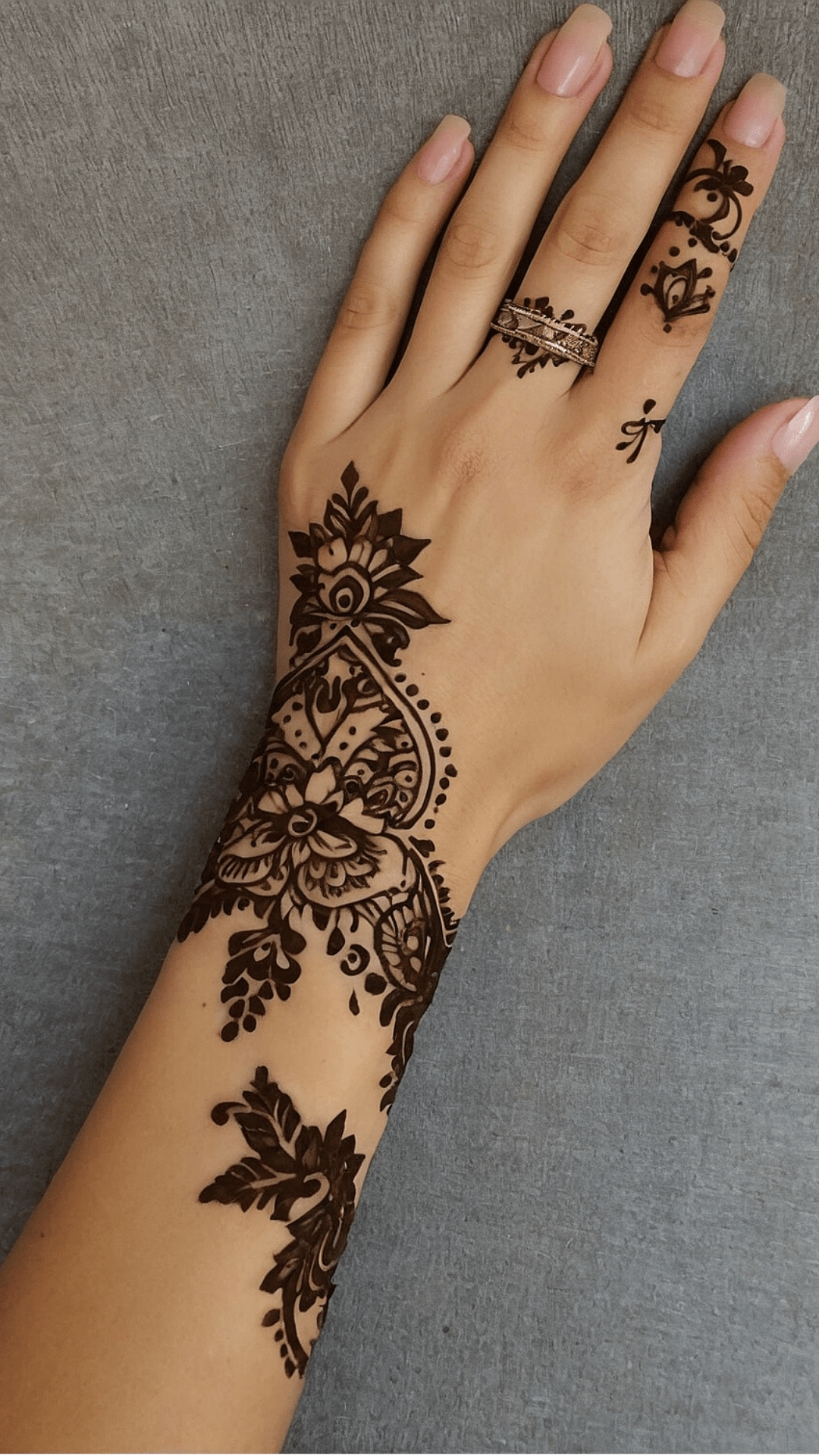 Exotic Summer Henna Designs