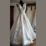 Dazzling Down the Aisle: 20 Trending Bridal Dress Aesthetics